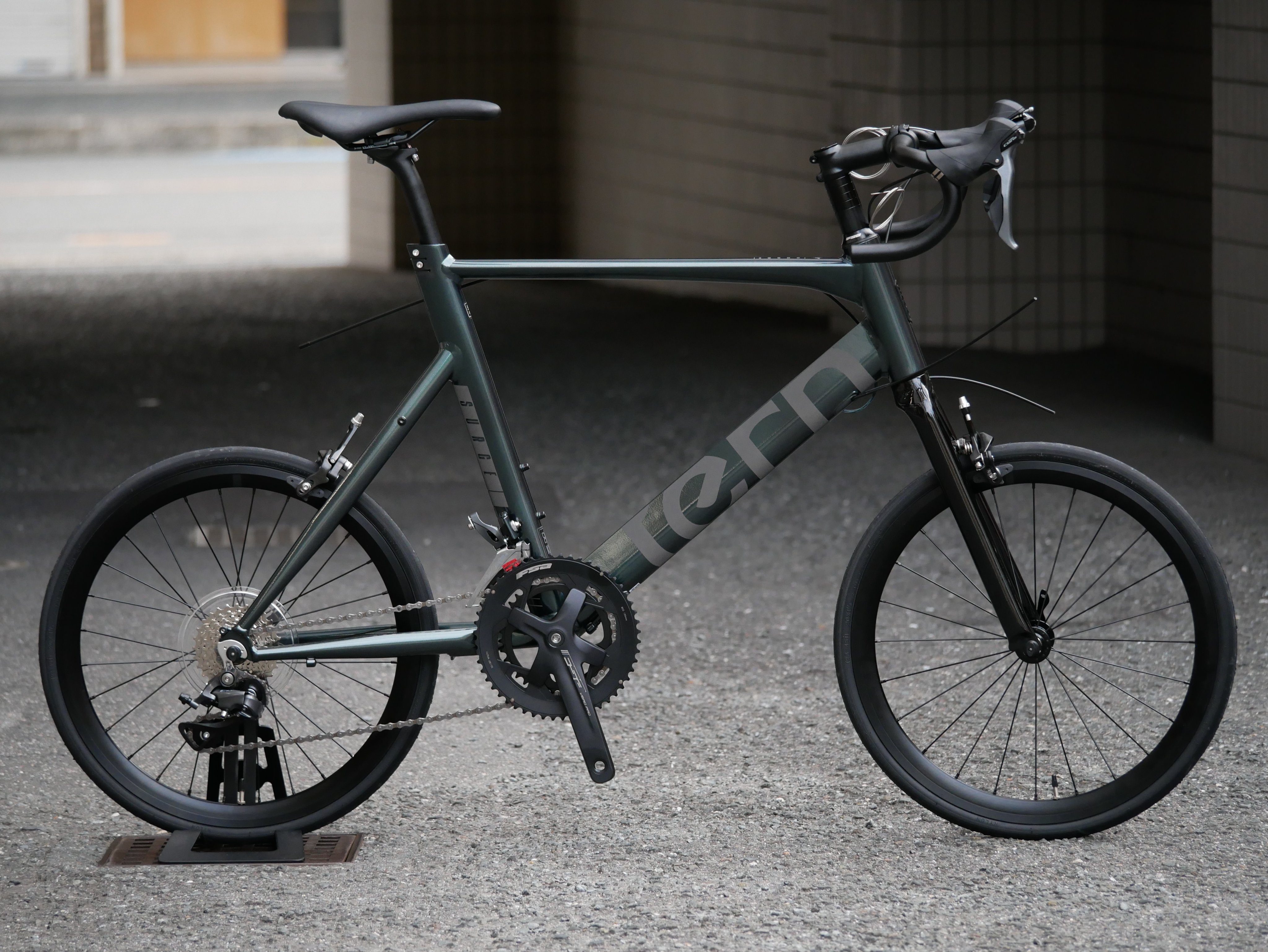 ジャンク☆TERN surge ブラック☆ avelo Bicycle shop | アヴェロ バイシクル ショップ 浦和: tern