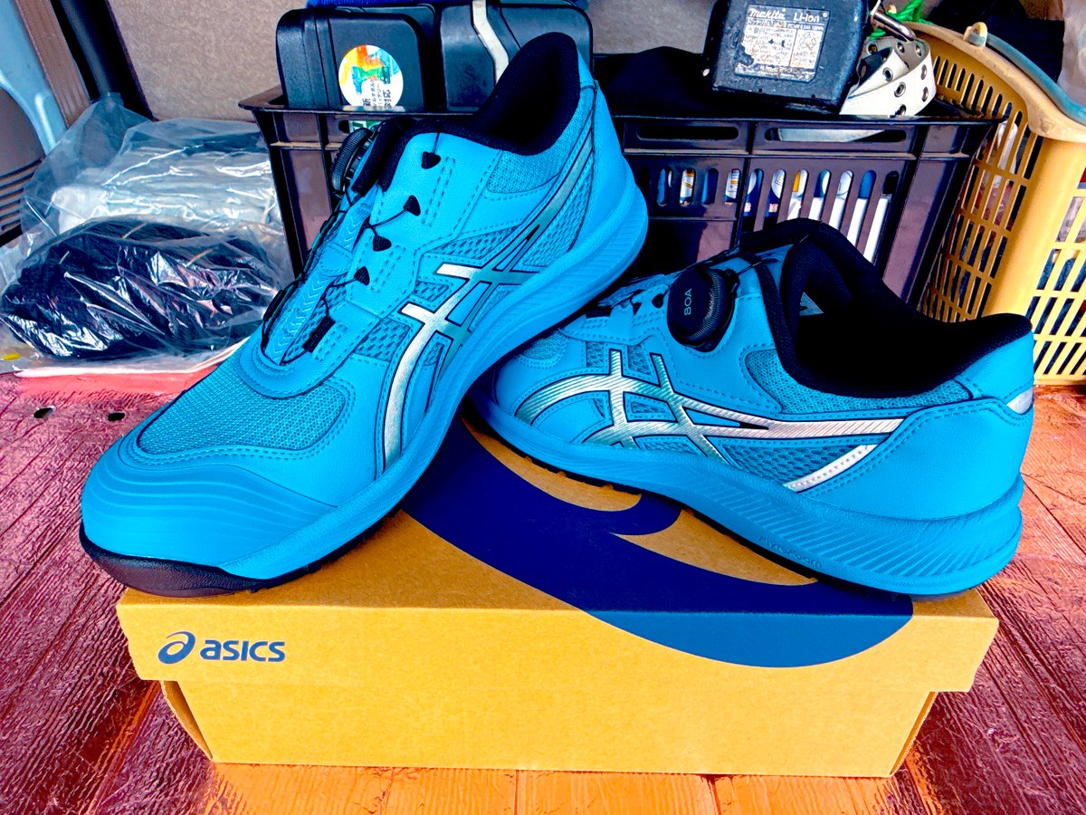 年1で腰道具変えてる気がする🥱
ALL knicks 🔩⚙️

安全靴も探してた奴がやっと見つかった🥾

最近のasics高すぎんか🫠

今月で6~70万の出費💸