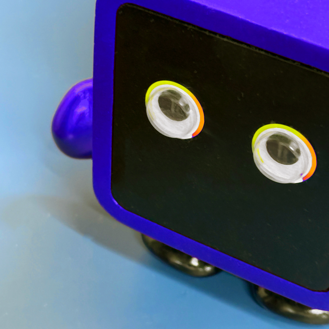 ねえねえ
#Scarlett の特別限定ブルーカラーモデルAnniversary Edition、みんなチェックしてる…❓🔍

ボクも衣替えしてみたよ、
どうカナ…🥺🟦🆕
#ISA カラーの青いボクも、クールじゃない❓👀

#フォーカスくん #Focusrite #オーディオインターフェース