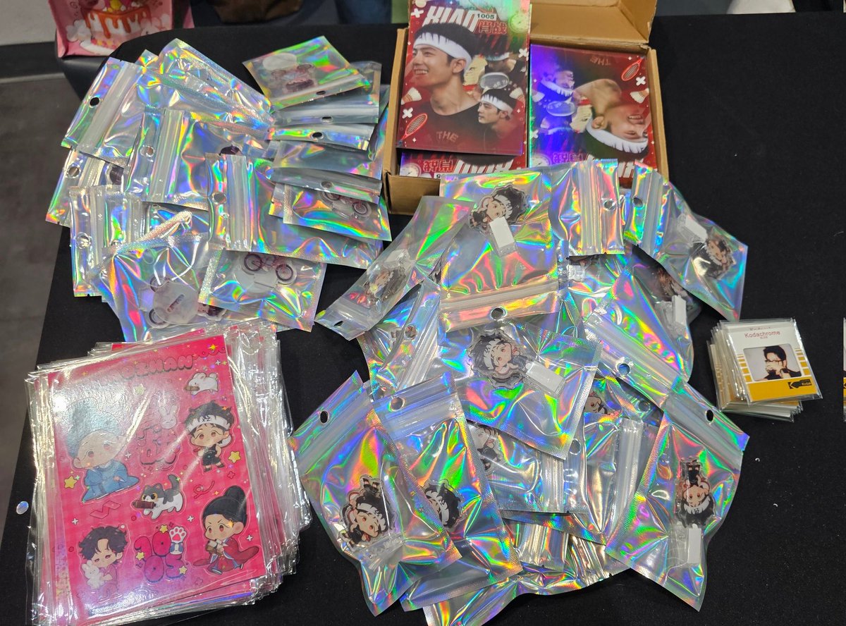 มาถึงแล้วนะคะ รีทวิตที่ในโควทแล้วมารับได้เลยค่ะ
คลิปหนีบกับแสตนดี้โชว์ของซัพ1 ชิ้นแล้วรับได้เลยค่ะ
#XZGentleBrilliance