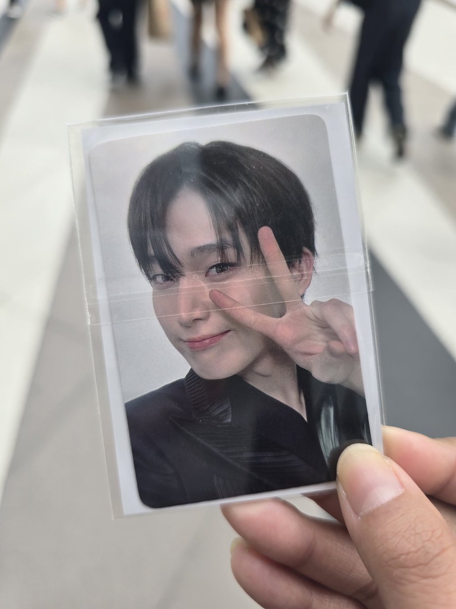 ployjk1609's tweet photo. หาแลกการ์ดค่ะ
Me : ซอนอู
You : จองวอน เจค
#ช่วยมาBITEMEที่เมเจ้อ https://t.co/Whgk1emGLn