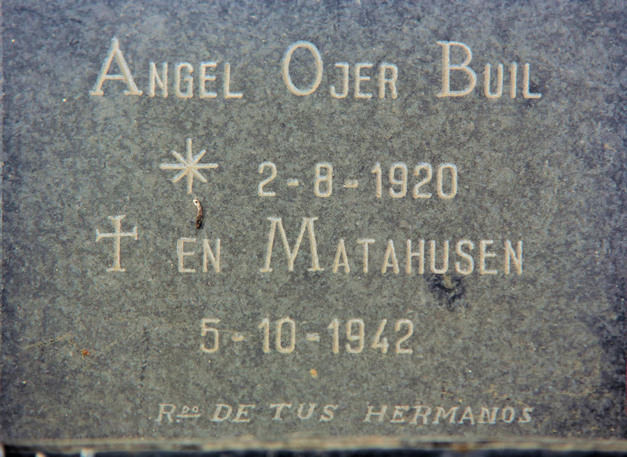 #OTD en 1942 fue asesinado en el campo de concentración de Gusen [sic]

ÁNGEL OJER BUIL
🔻 #deportado

En su recuerdo, sus hermanos colocaron una placa en la pared del edificio que alberga los hornos crematorios del campo.

#RememberGusen