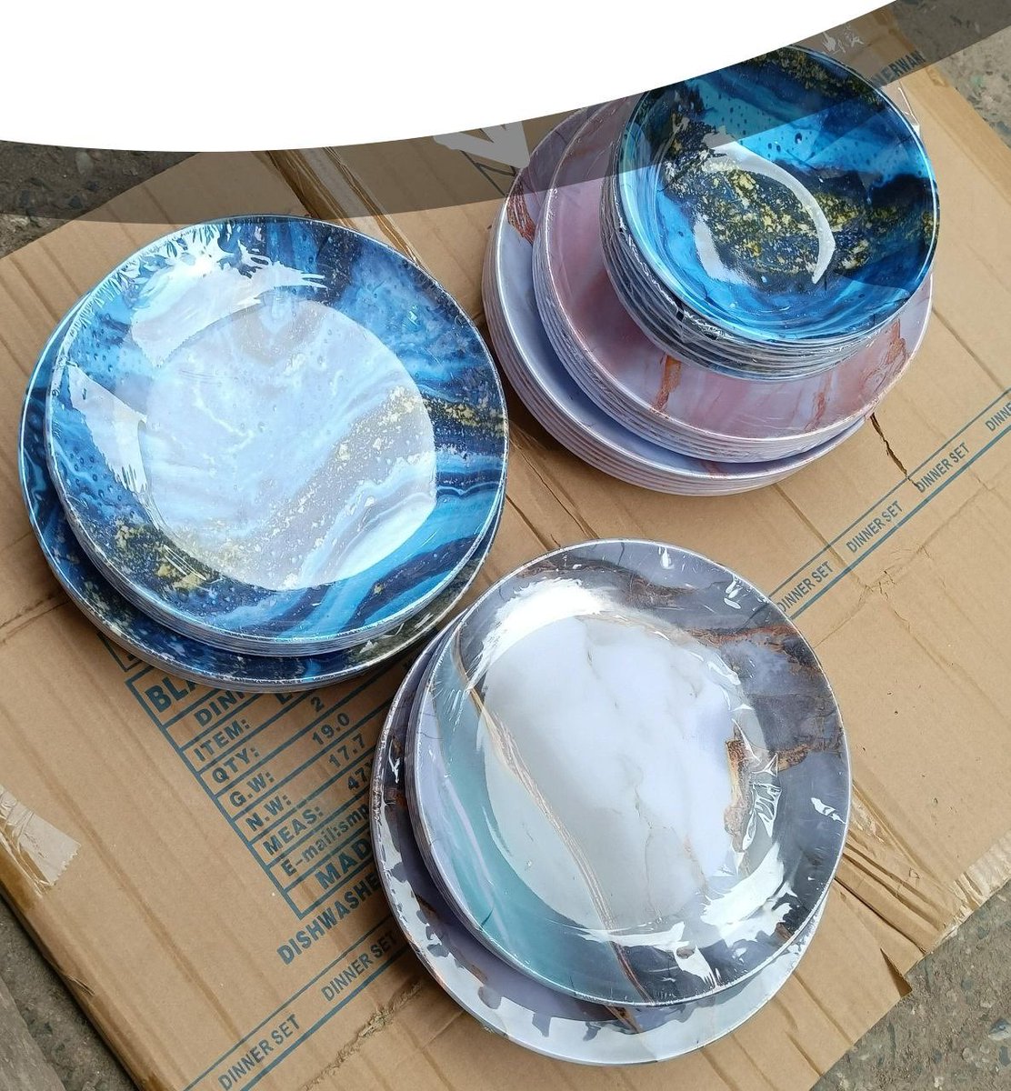 HEssentia's tweet image. Melamine bowls and plates 😍😍😍
Big flat : 16,500 dozen
Mediumd flat : 14,500 dozen
Bowl: 14,500 dozen
Perfect for souvenirs ( customization available)