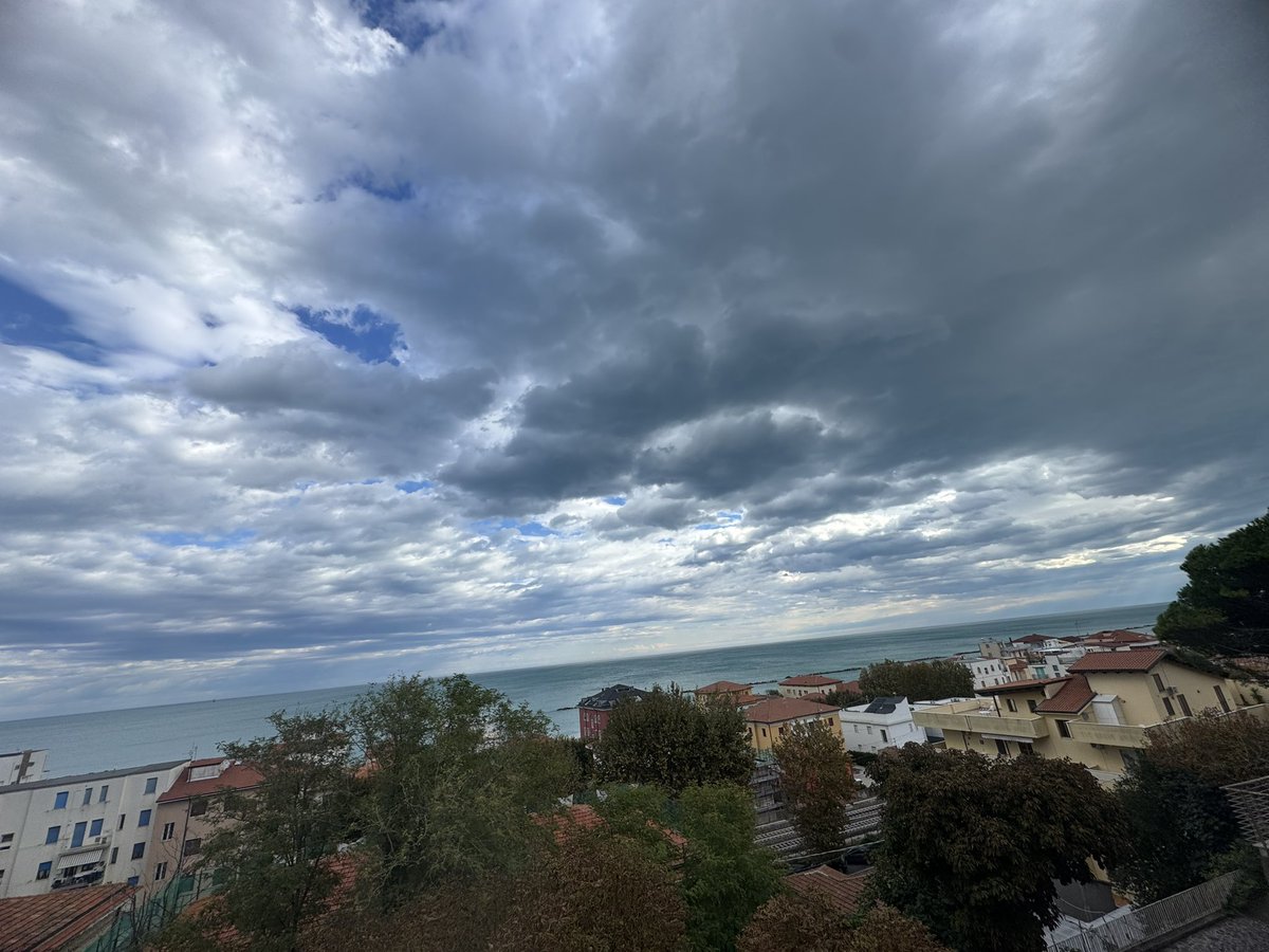 #costateatina il mare d’inverno, la sera tempestoso (Trabocco Punta Fornace San Vito Chietino) al mattino placido (Belvedere San Franco Francavilla al Mare)