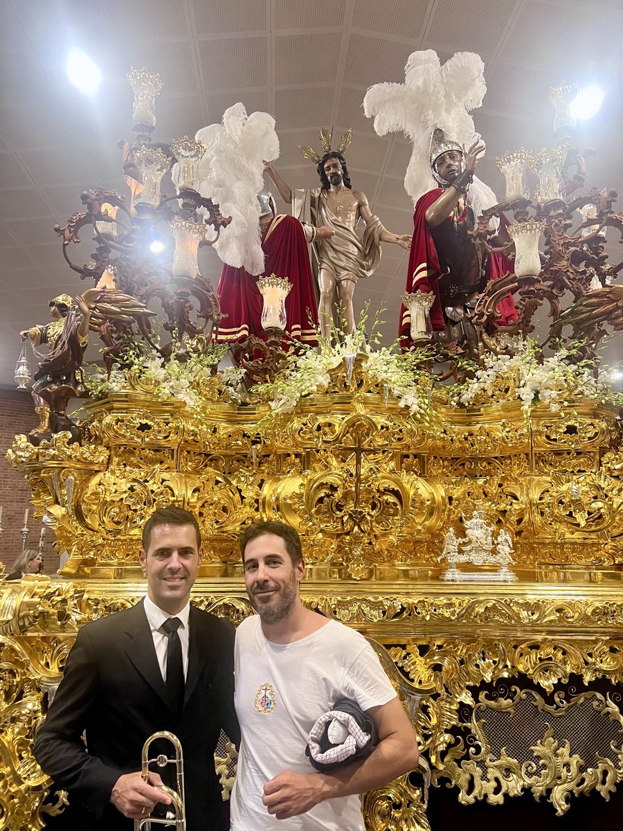 EstebanBarranco's tweet photo. Quedarán recuerdos imborrables del día de ayer… Gracias @PasiondeLinares por permitirme disfrutar como lo hice, por acogerme de nuevo entre vuestras filas y hacerme sentir un auténtico privilegiado. No se puede pagar lo que ayer me disteis. https://t.co/lFsqL8ikMf