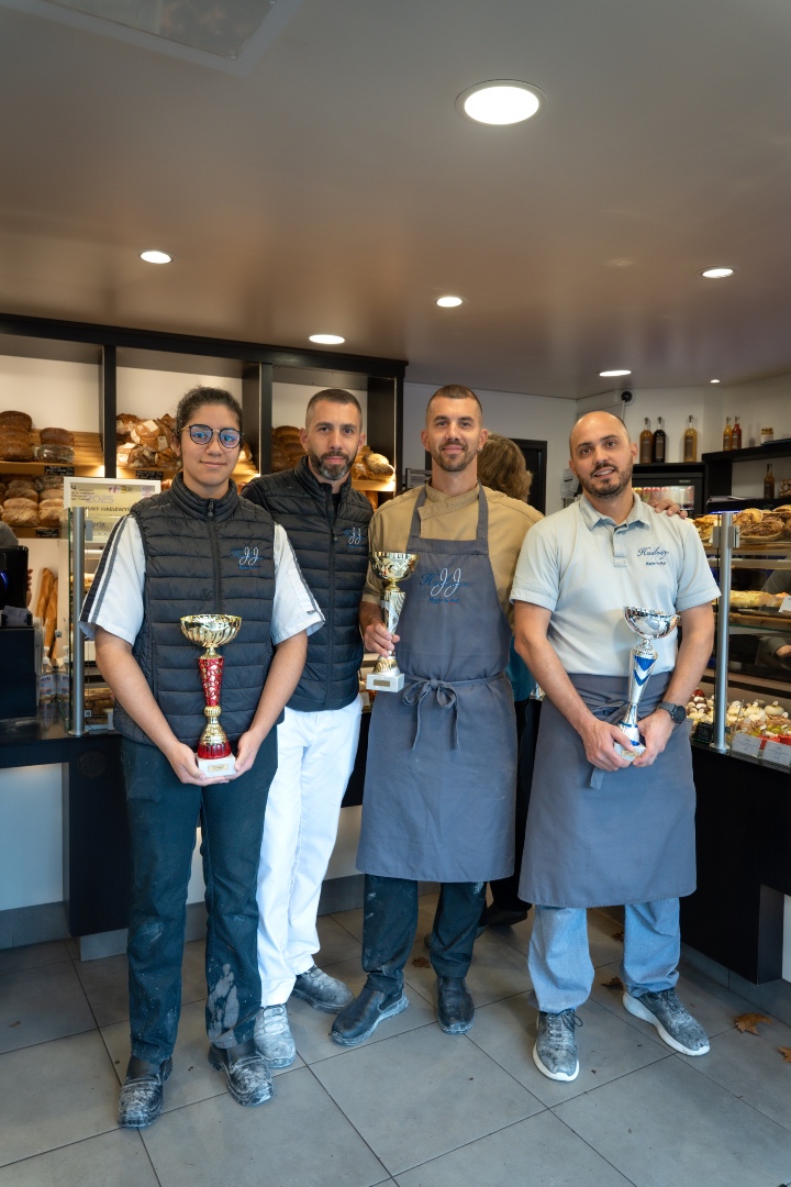 sortirapariscom's tweet photo. On est parti découvrir la Meilleure Pâtisserie des Yvelines 2025 👉https://t.co/yTt5bai9YV https://t.co/yelC5AYs4O