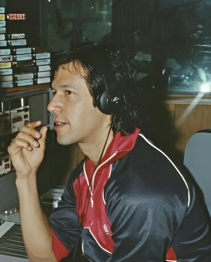Aj1004865's tweet photo. سالگرہ مبارک، عمران احمد خان نیازی 🎉

7,516 رنز

544 وکٹیں

1992 ورلڈ کپ کے فاتح 🏆

تاریخ کے عظیم ترین کرکٹرز میں سے ایک

تاریخ کے بہترین کپتانوں میں سے ایک

پاکستان کا کرکٹنگ لیجنڈ 🐐🇵����

#cricket
#cricwithahmedjnr
#ImranKhan https://t.co/k6UcScbpDY