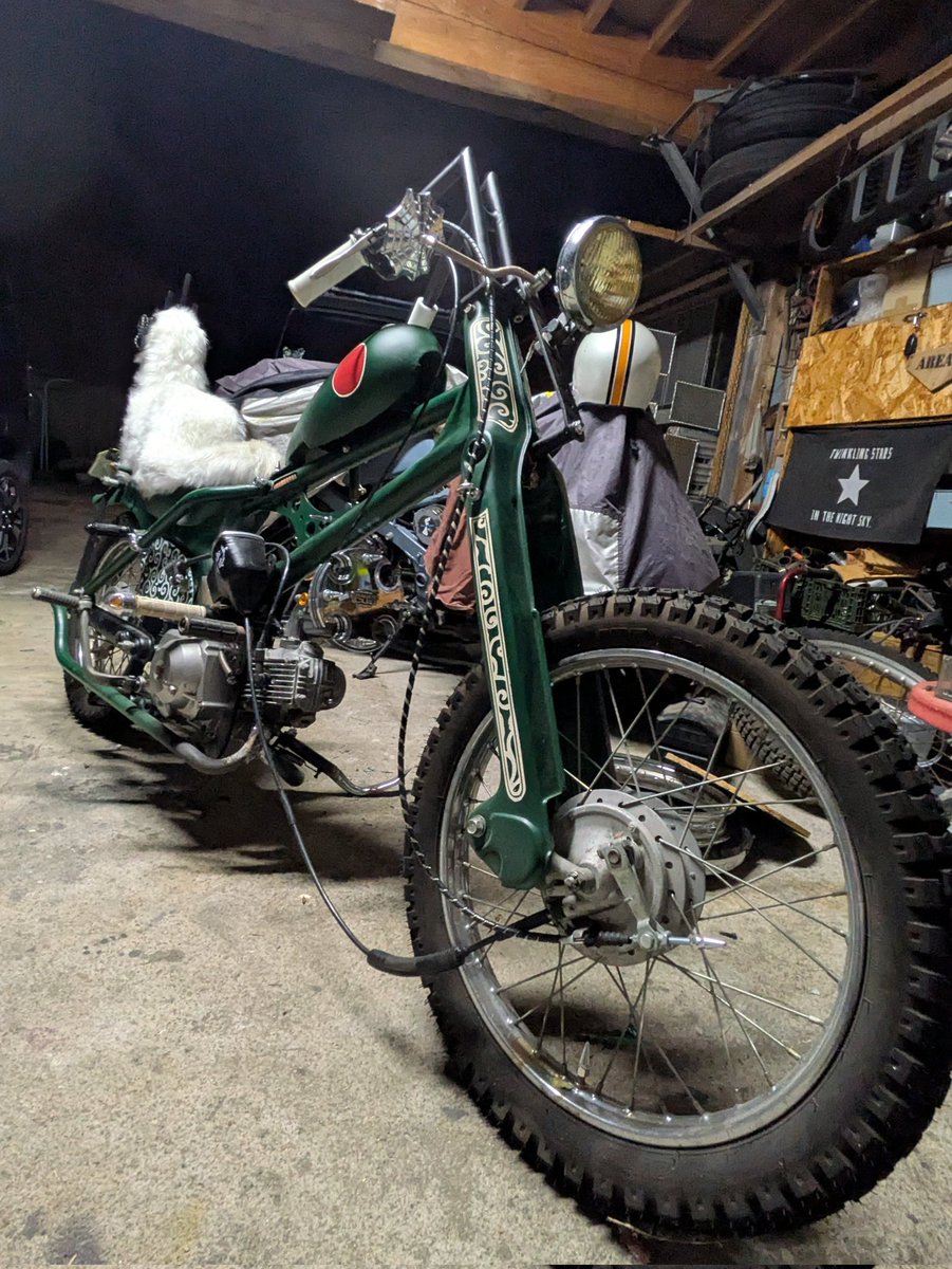 スーパーカブ改 84cc カブのタンク塗り直したり19インチ仮組みしたりラジバンダリー