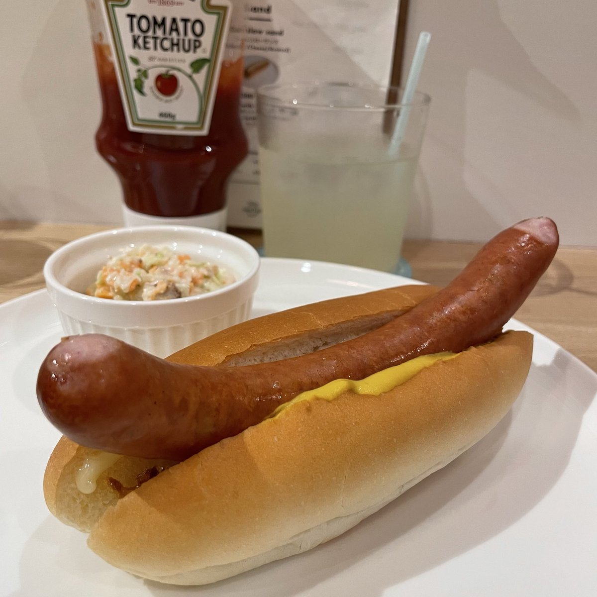 good music &amp; hot dog 
今週のライブ予習①②。
<a href="/tonlist_tokyo/">tonlist_tokyo</a> 
#ジャズ喫茶 #JazzKissa