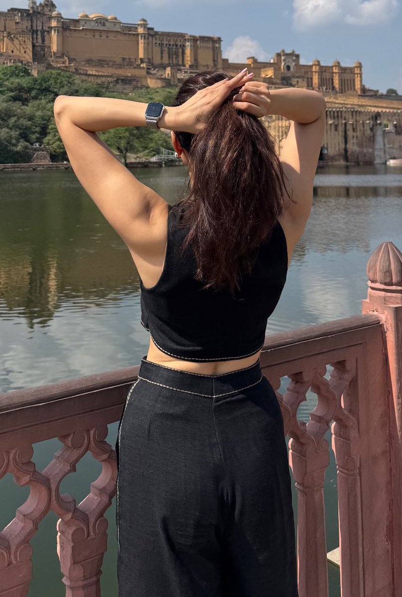 guessactor's tweet photo. Guess the actress in the reply 👇🏽

#GuessTheActor #DesiSutra https://t.co/jkpg39ytUC