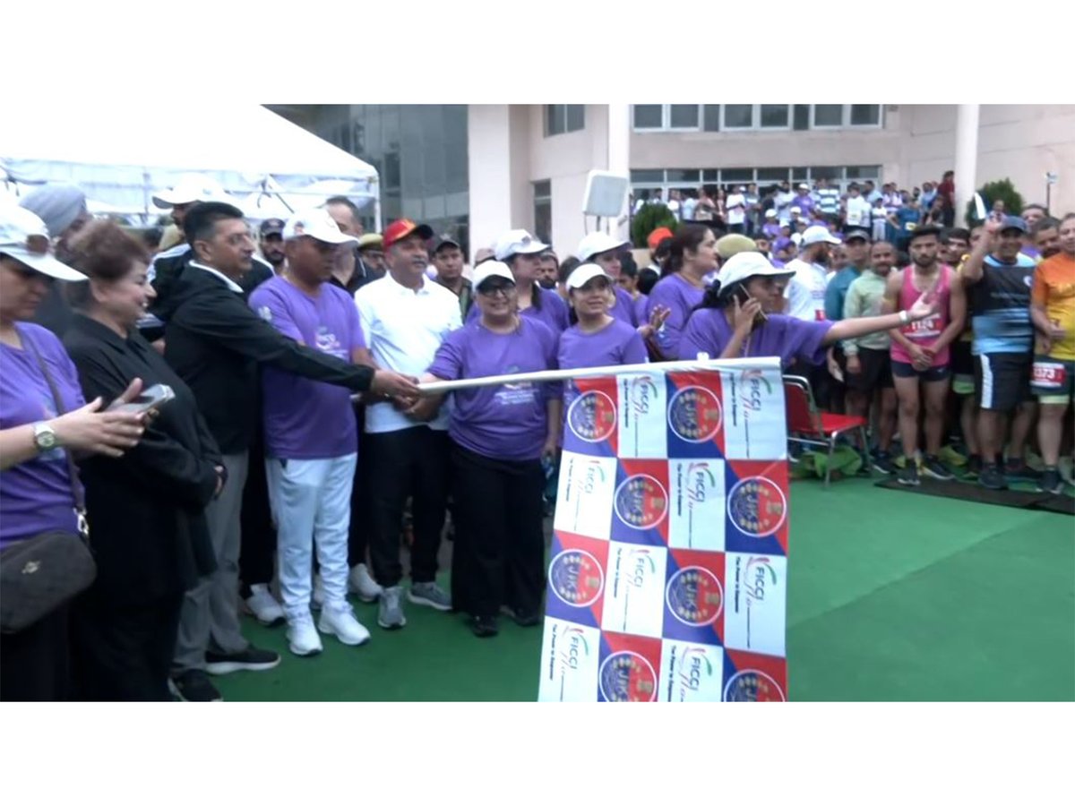 J&amp;K Police and FICCI-FLO host the Jammu Half Marathon to raise awareness against drug abuse
newsbulletin.news/jk-police-and-…