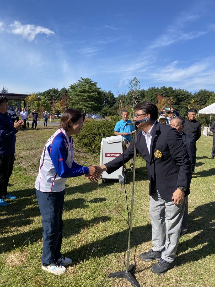 kumamonarchery's tweet photo. 9/27-28 #岩手県 にて行われた全日本社会人フ��ールドアーチェリー選手権にて、
櫻ビル所属の櫻田裕子選手が昨年につづき見事優勝🥇 #2連覇
#アーチェリー #archery #スポーツ #生涯スポーツ #山登り #フィールドアーチェリー #トレッキング #熊本 #くまもと #くまモン #アーチェリーを広めよう https://t.co/cnqocHIVZX