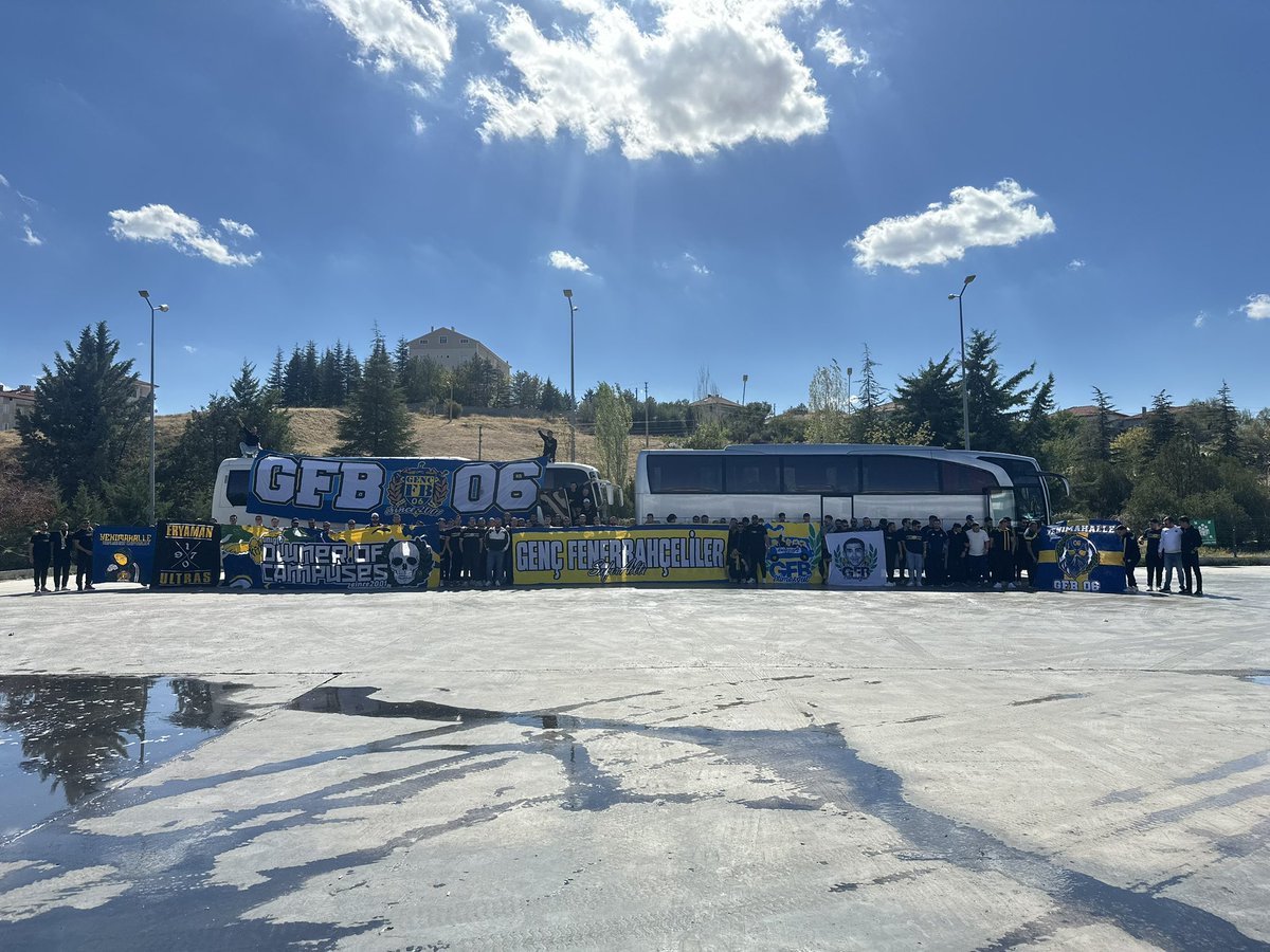 BİR ÖMÜR BOYU, BİR AŞK UĞRUNA; GİDİYORUZ FENERBAHÇE’YE!

GFB 06 olarak Samsun yolundayız.