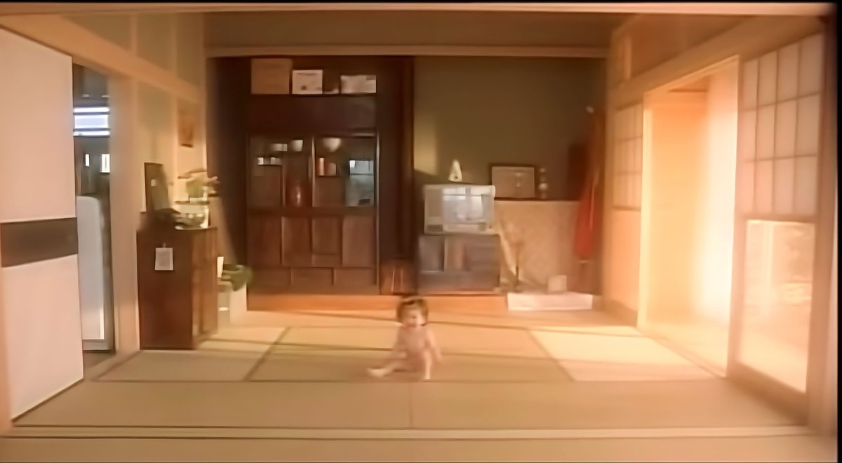 hiramatsueri's tweet image. 明日いよいよ「日本作曲家協会音楽祭2025」開催日となります。35年前に書いた「部屋とYシャツと私」が今年度の『ロングヒット賞』を頂きました。皆様への多大なる感謝と共に、どうしてもご紹介したい映像があります。それは岩井俊二監督がこの曲のために作ってくださったMV作品です。お嫁にいくまでの1…