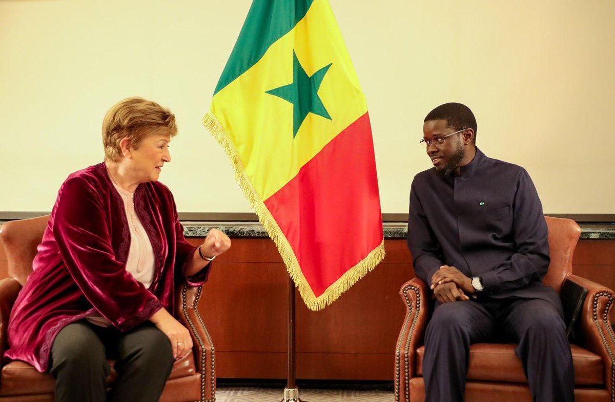 📌🇸🇳 Appui du FMI au Sénégal  

Le Fonds monétaire international (FMI) a exprimé son soutien à la demande du Sénégal pour un nouveau programme d’appui financier. Kristalina Georgieva, directrice générale du FMI, a salué les « progrès importants » réalisés par les autorités