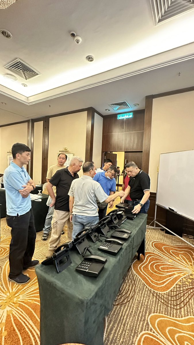 dinstar_voip's tweet image. Our Malaysia distributor Itoa solutions hosted a killer Dinstar UC IPPBX training—over 20 delegates, tons of buzz for our UC IPPBX, IP Phone &amp;amp; SIP intercom solutions!
Thanks to everyone who joined—more sessions coming up! 
#Dinstar #IPPBX #UnifiedCommunications #Malaysia
