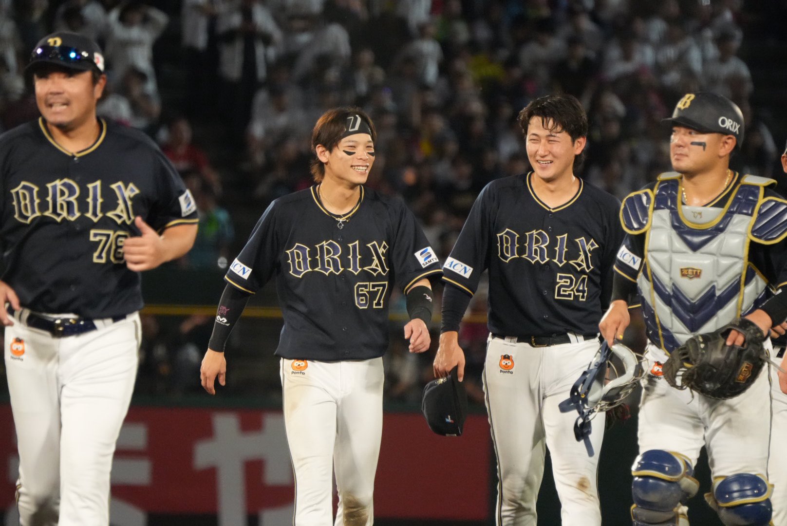 オリックス 中川圭太 ハイクオリティ ユニフォーム Sサイズ ビジター サード オリックス 中川圭太 ハイクオリティ ユニフォーム Sサイズ ビジター
