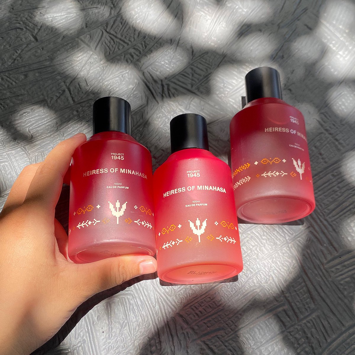 wnisekai's tweet image. salah satu ✨my rotation perfume✨
— heiress of Minahasa 🌹🌺