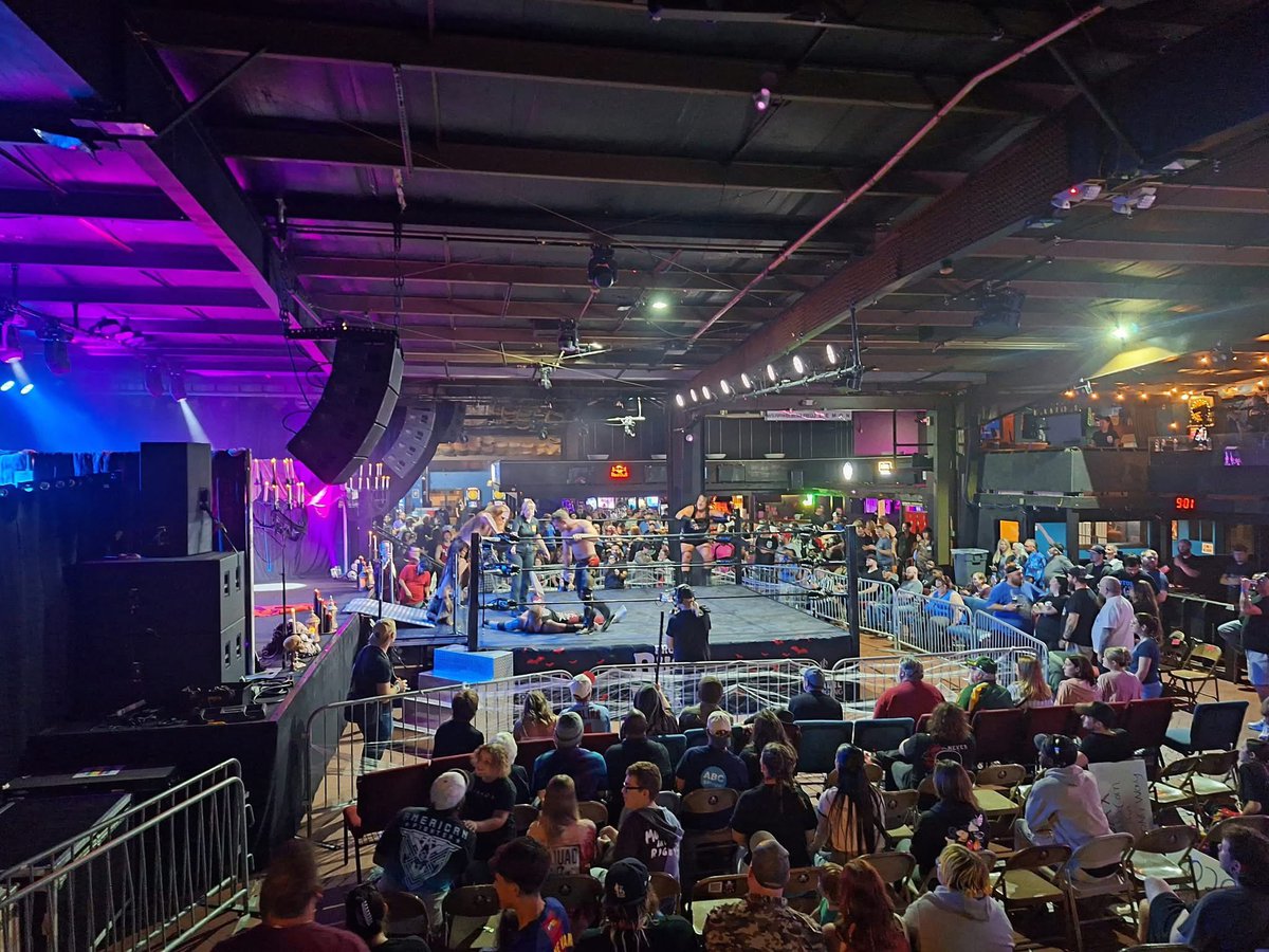 PWEpic's tweet image. 4. @thecalvinkelly Def. Quest Parker to become the new PWE Cruiserweight Champion.

5. EagleEye Def Bax by submission.

6. @TheCalvinCoCo Def. Tyler Copeland and Brandon Aarons in a triple threat elimination match to become the new PWE Powerhouse Champion.