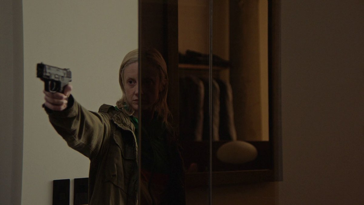 AngusKohm's tweet photo. Possessor (2020) by #BrandonCronenberg
w/ #AndreaRiseborough #JenniferJasonLeigh #RossifSutherland
An agent uses brain-implant technology to inhabit other people's bodies - ultimately driving them to commit assassinations for high-paying clients.
#Canada #UK #Australia #Horror. https://t.co/PUyJXKrNvU