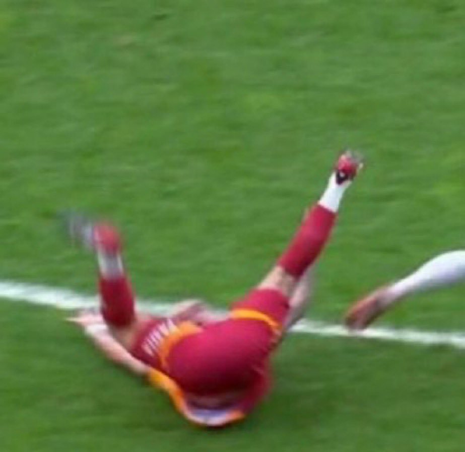 Şimdi sezon boyunca bunun ile dalga geçeceğiz bu ne aq cücesi PUAHSFSAHFAHAH

 #GSvBJK