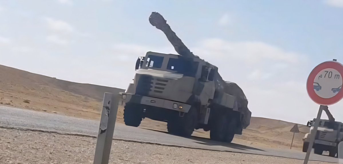 KOMARMIES's tweet image. #Moroccan #Army 🇲🇦 #CAESAR 155 mm Artillery System x Sherpa support armored vehicles, returning from a recent field #Artillery #Artillerie training exercise.

Sherpa Armored #Vehicles are equipped with the CAESAR management system #Morocco #Maroc