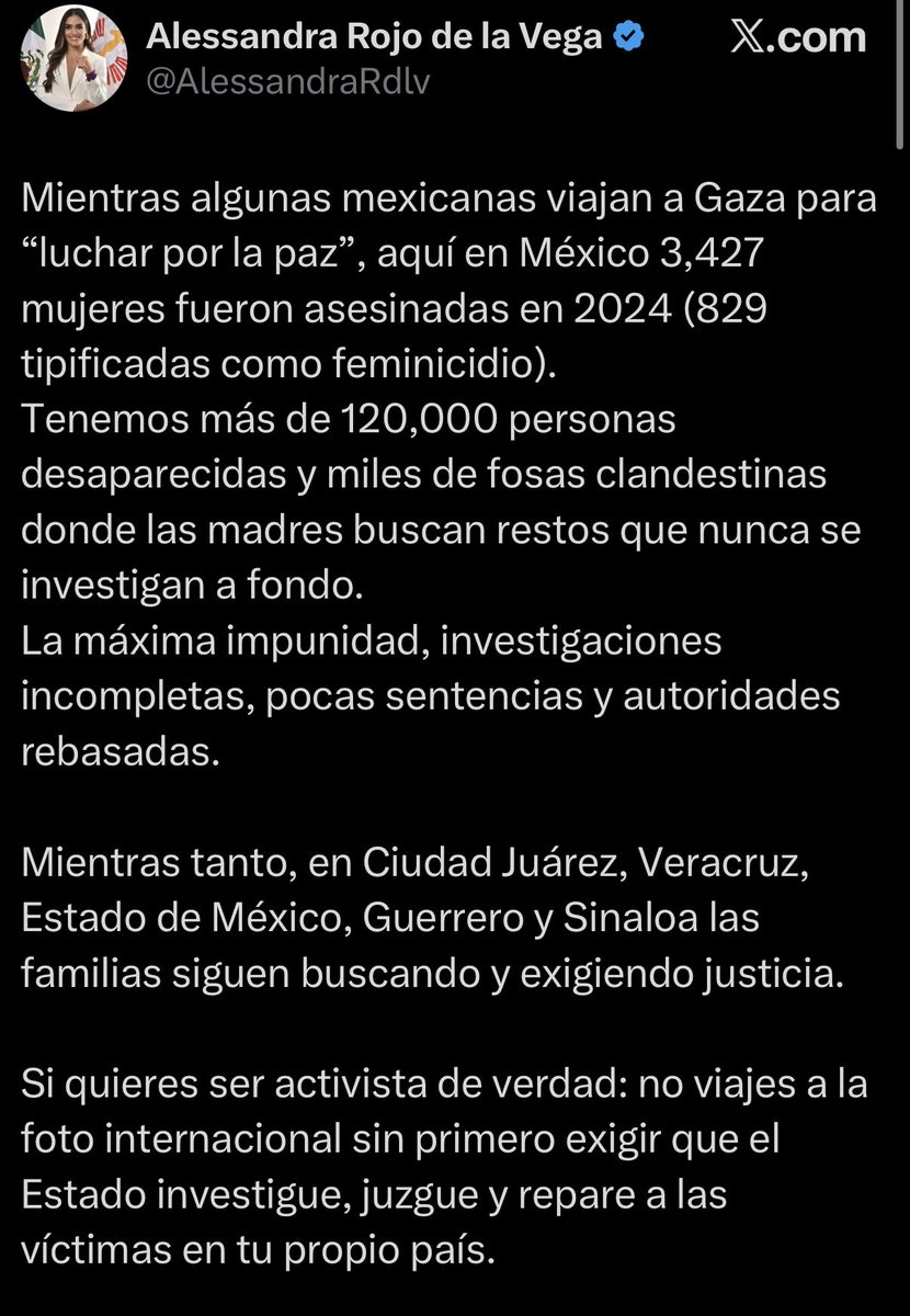Ten tantita madre y siquiera ponte tú a arreglar los cagaderos que te traes en la Cuauhtemoc, porque eso de quitar al Ché y a Fidel de la Tabacalera no disminuyó las carpetas de desaparecidos que se registran en tu alcaldía. Payasa.