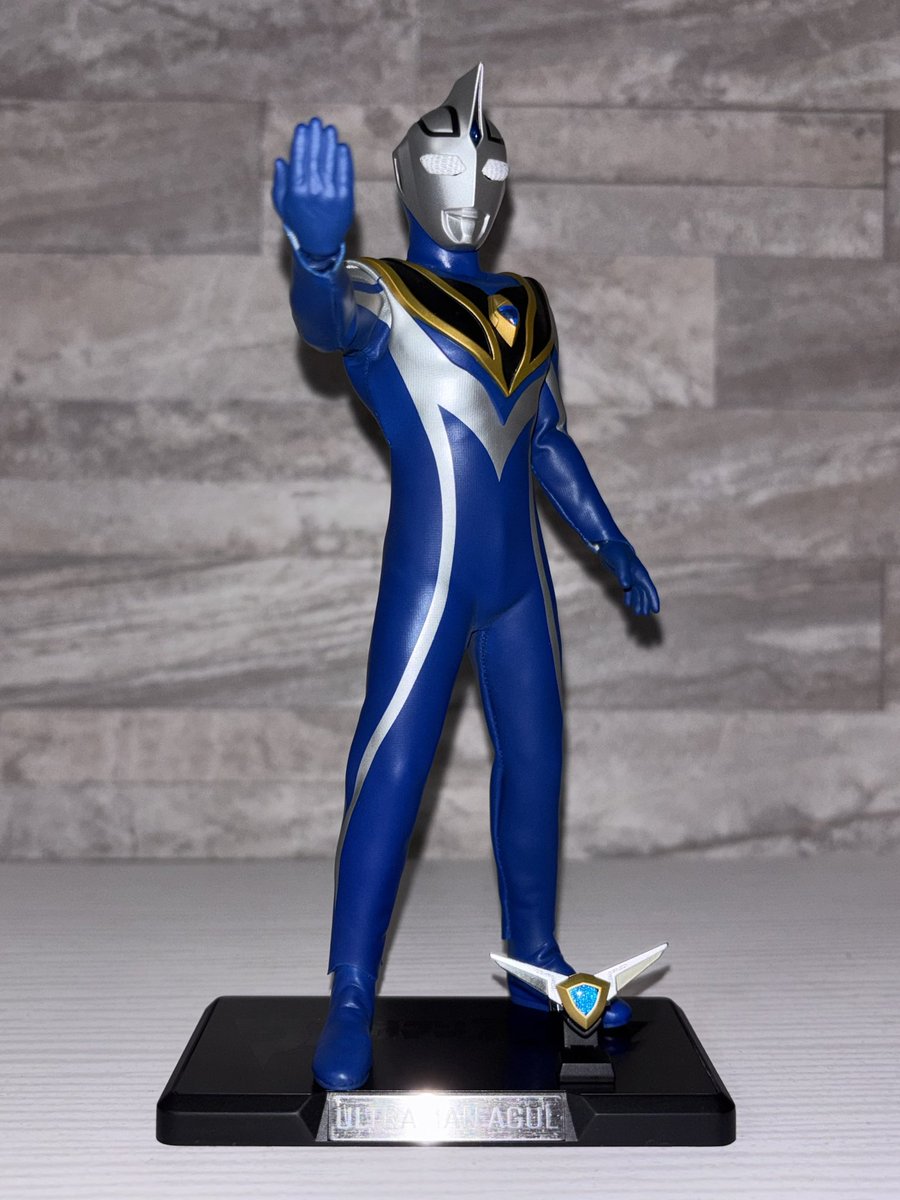 s_almon4's tweet image. アルファマックスのアグル、ブラウン管から出てきてる
#ウルトラマンアグル #ALPHAMAX