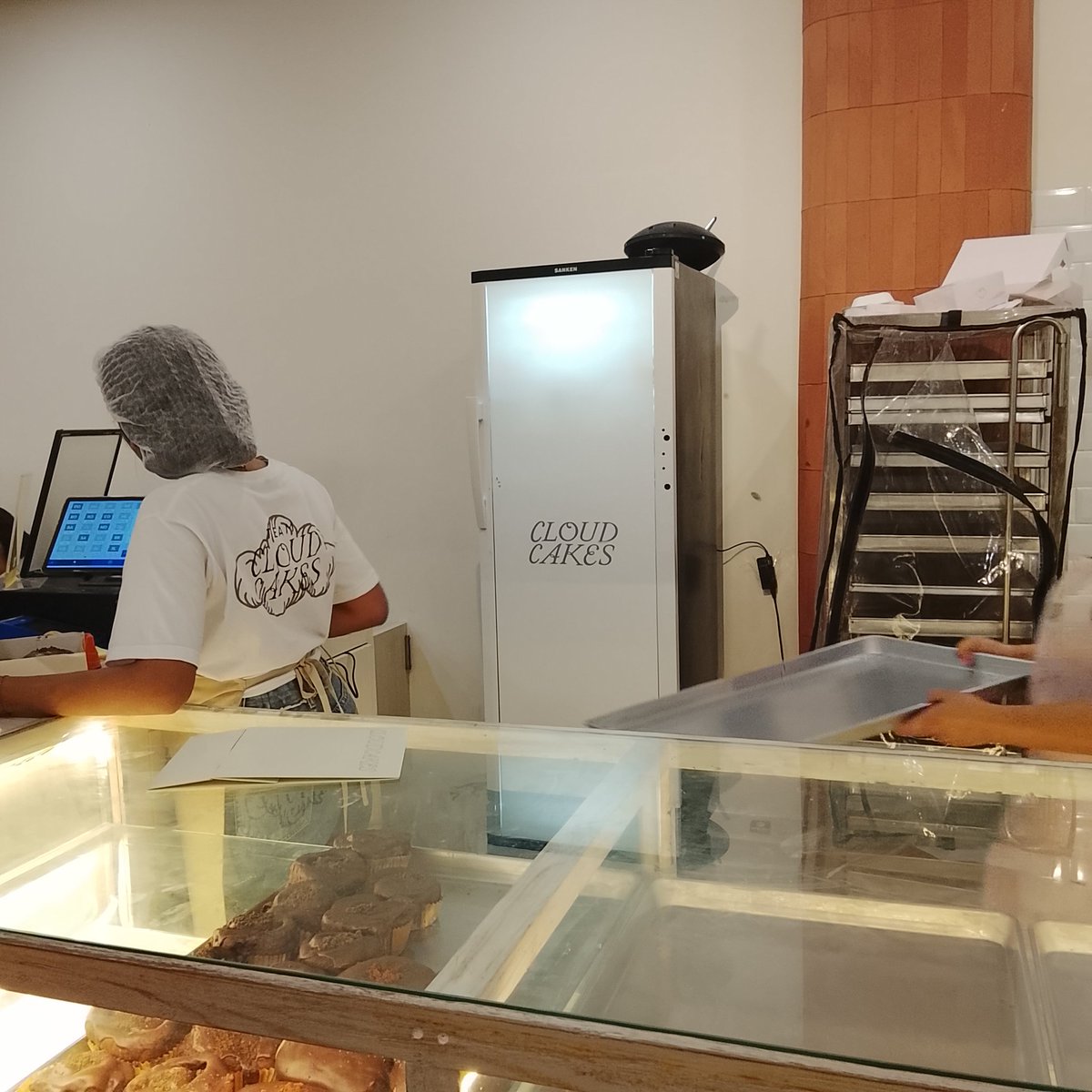 Akhirnya, gotchu
Gak pakai antri alias emg cuma tinggal 2 varian aja