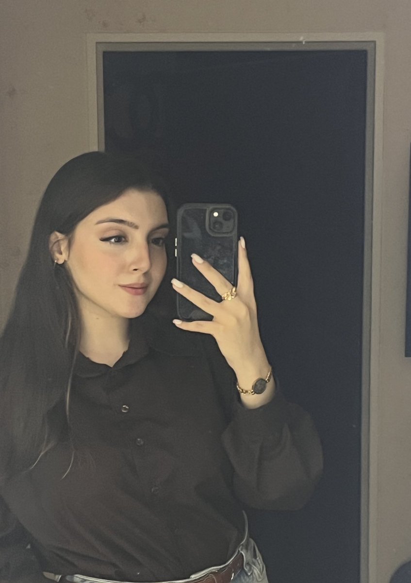 آریاناز پیشنت 🤞🏼 tweet media