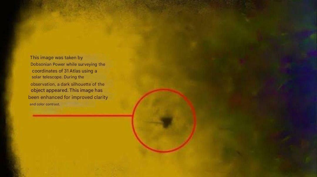 🇺🇸🪐 While NASA remains closed due to the US shutdown, people continue to discuss a photo of interstellar object 3I/ATLAS.  

New conspiracy theory: US government shutdown coincided with the arrival of an interstellar object in our Solar System

Coincidence? 😊