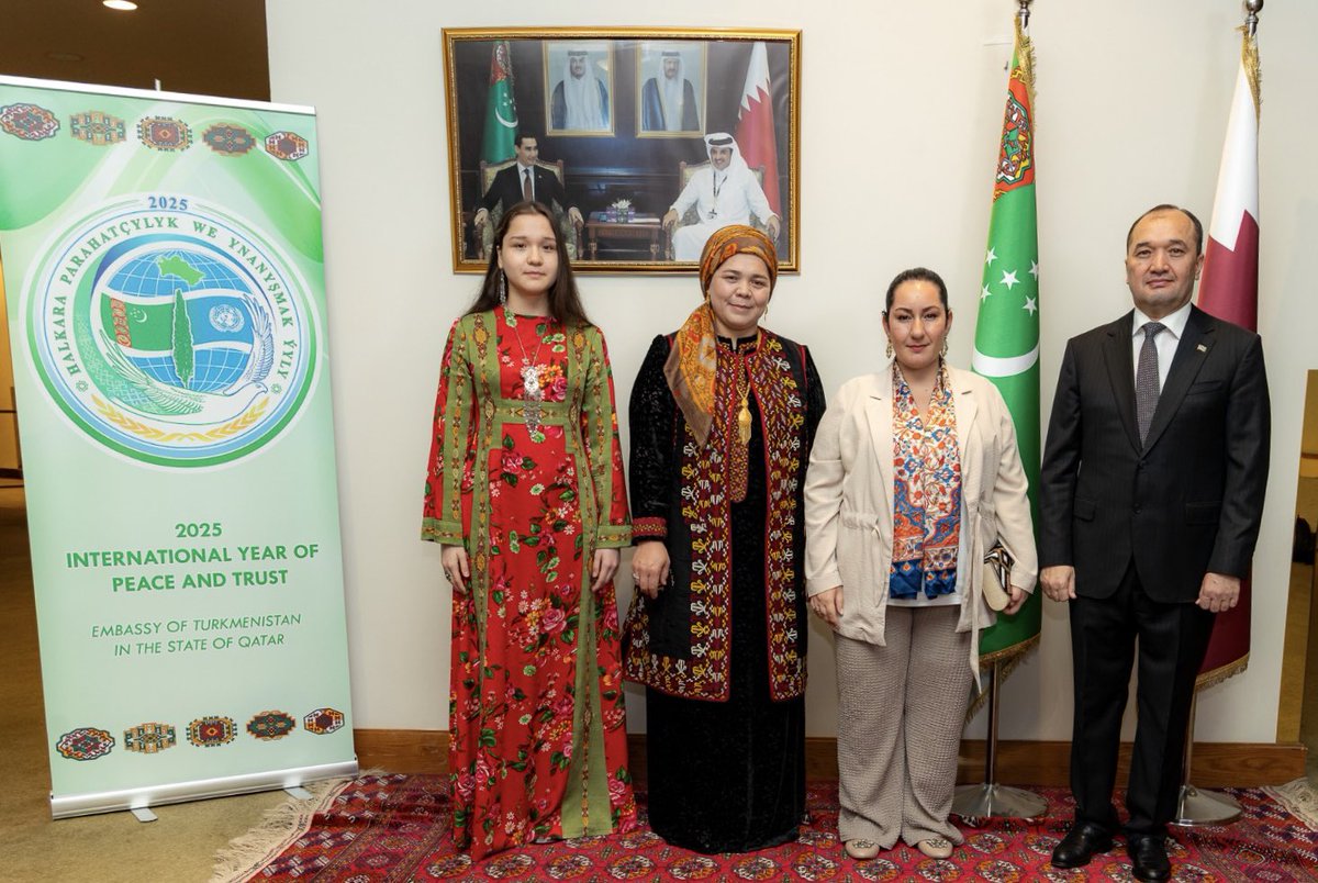 TRNCDoha's tweet photo. Misyon Şefi Huriye Hançerli Gürdal, Türkmenistan’ın Doha Büyükelçiliği tarafından düzenlenen Bağımsızlık Günü Resepsiyonuna katıldı. https://t.co/2KgNpDm6No