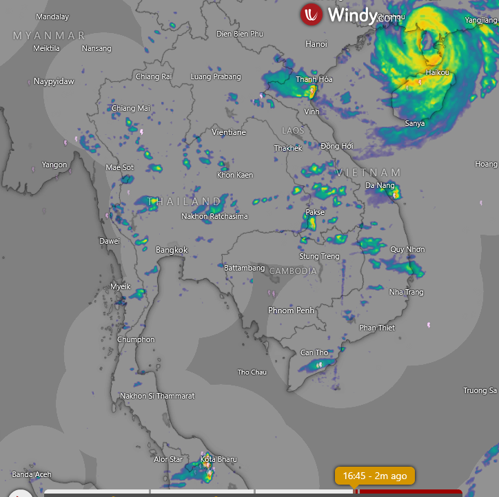 HelmutDuerrast's tweet image. 05 Oct 25 16:45
RAIN (blue-green-yellow-red=higher intensity) for #Thailand #Bangkok and region; windy.com with RAIN radar from TMD.go.th         

&amp;gt;Enhanced #SWMonsoon     
&amp;gt;Some RAIN over Thailand       
&amp;gt;Further northeast is Storm #Matmo with RAIN
