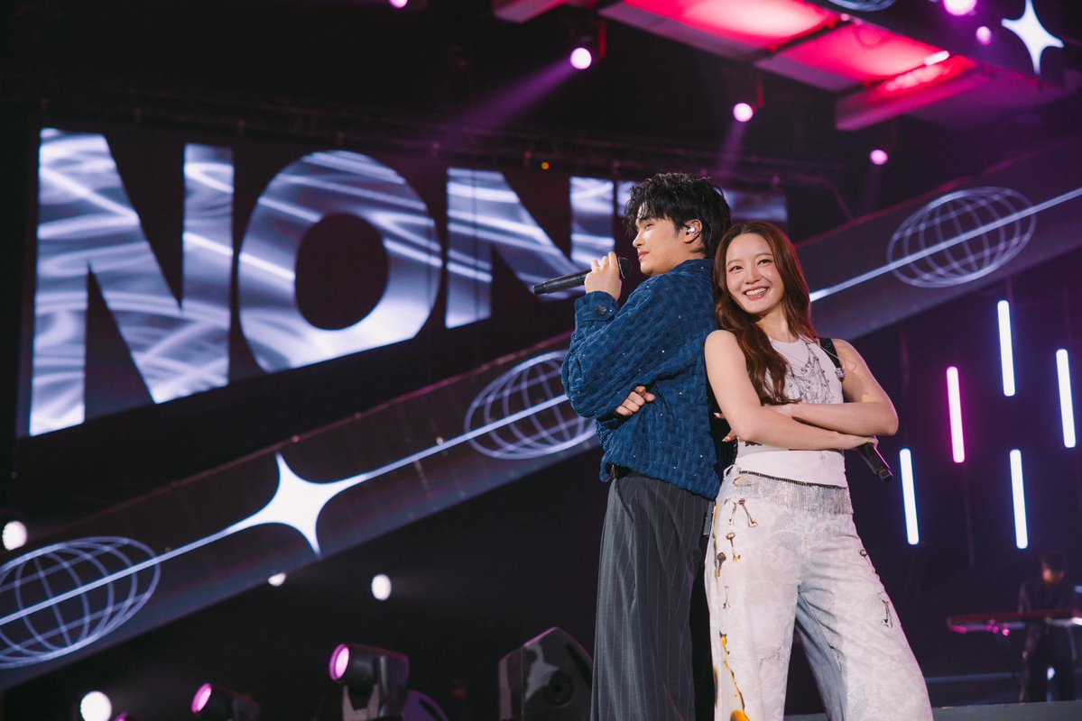pl_ppppp's tweet image. น่ารักกันมากง่ะสองพี่น้อง รักกันดีตีกันทุกครั้ง55555 🤍💙
#NONTTANONT #INKWARUNTORN
#CONLABFESTX #CONLABFEST