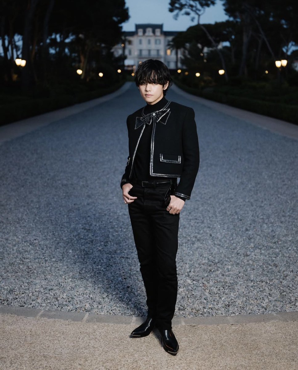 CELINE ブラックデニム 黒 パリ本店購入確実正規品 BTSV着用 BTS（防弾 