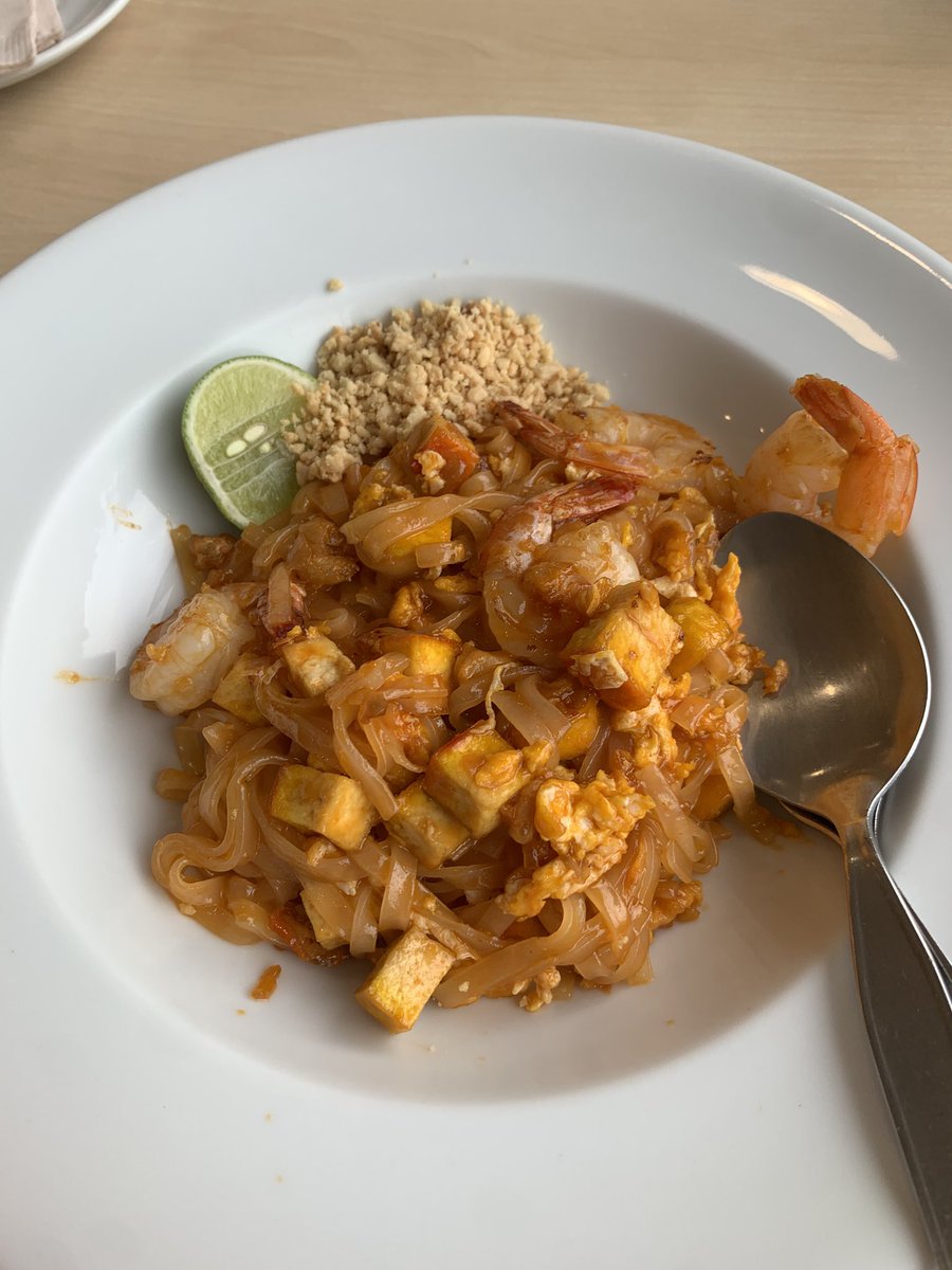 Finally I have Pad Thai.
