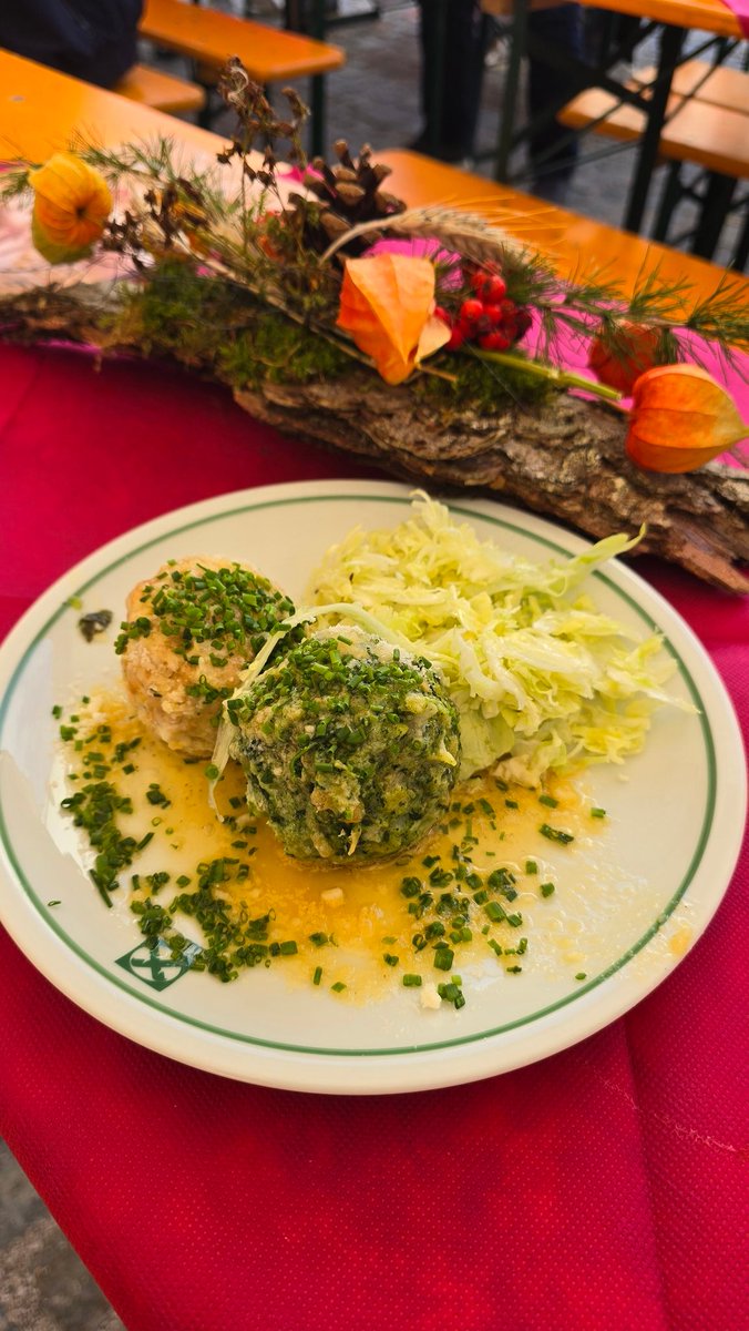 valpusteria's tweet photo. Buon pranzo da San Candido 😍

Schönen Mittag aus Innichen 😍

#sancandido #innichen #dolomiti #dolomites #dolomiten #valpusteria #südtirol #trentino https://t.co/t08CiNLfF9