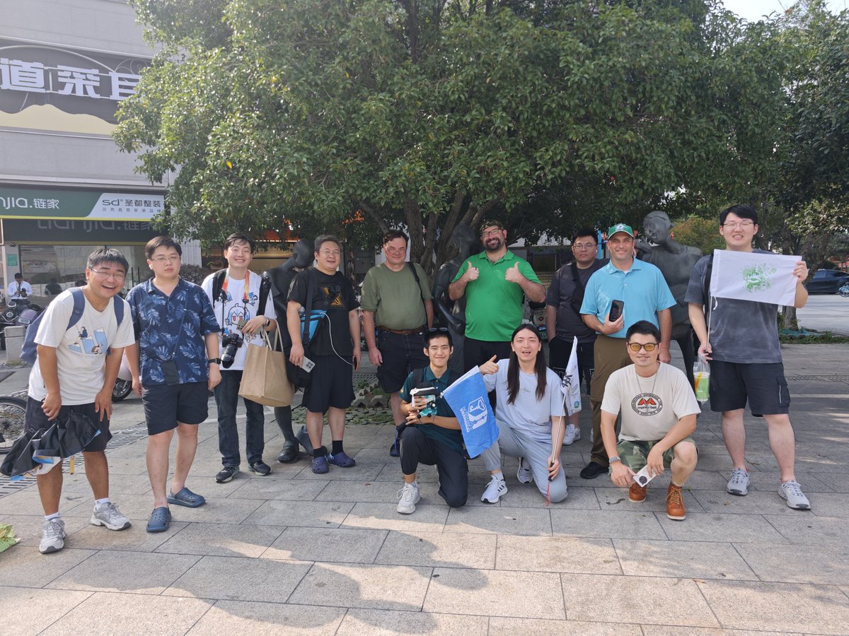 October 2025 #Shanghai #ingressFS at Meichuan Rd. Putuo.
Still a bit hot but weather is clear.
#ingress <a href="/NianticSpatial/">Niantic Spatial 🌎</a> <a href="/FevGames/">Fev Games</a>