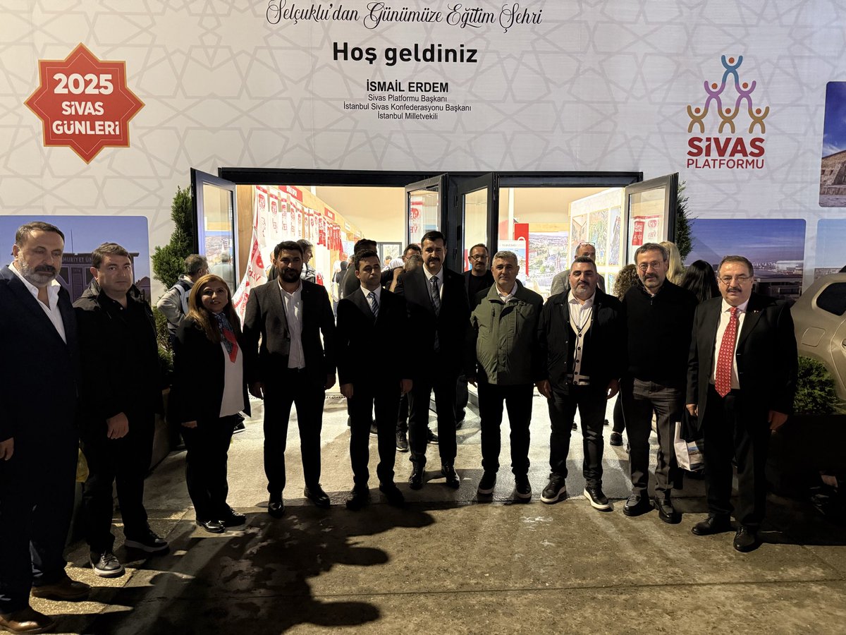 BozkusSuat's tweet photo. 16. Sivas Tanıtım Günlerine @atasehirakparti İlçe Başkanımız @burakcifci34 Başkanlığında katılım sağladık. Sivas Platform Bşk. İstanbul Mv Kıymetli Başkanımız @bbismailerdem ve yönetimine İstanbul’da Sivas’ın kadim kültürünü ve yöresel değerlerini tanıttıkları için teşekkür ederiz.
@abdullahozdemir 
@halimaksu 
@nevzatyucetr