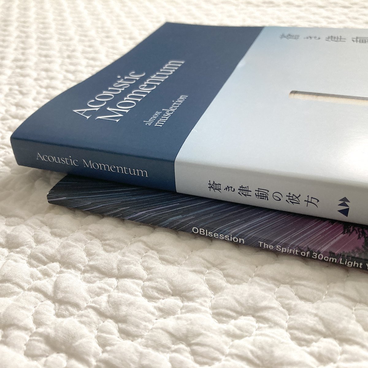 muselection's tweet image. The Primitives ＆ The Sundays
女性ヴォーカルバンドの全オリジナル・アルバムを棚からふたつかみしてモリッシーや中秋の名月や残部僅少の拙書2冊など脈略のないあれこれに想いを馳せる秋の夜長。。
あぁ、スミスの再結成はもう絶対にないんだなぁ〜〜〜（号泣）←情緒不安定
instagram.com/p/DPa-o2dAUsA/…