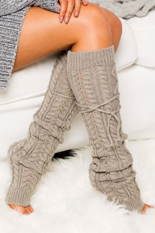 amomentofnow's tweet image. 🚀 New &amp;amp; Hot! Super Cute Cable Knit Long Tie Leg Warmers at $ 23.00 🚀 Limited stock 👉 shortlink.store/1pw0qvk1xal7
#NewAndHot #FastSeller #StyleCrush #ShopIt