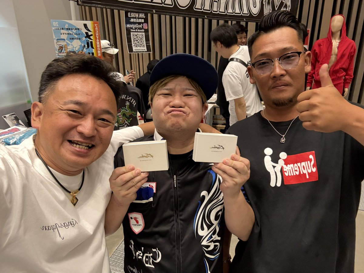 KJ_hide_KING's tweet photo. 八王子ダーツグランプリ
閉幕しました。
沢山のご来場ありがとうございました♪
上手く引けた人
ダメだった人
色々ありましたが愛を感じました。
また出店の際は宜しくお願いします。

沙樹さん３位入賞おめでとう㊗️ https://t.co/TbUrO2I8VY