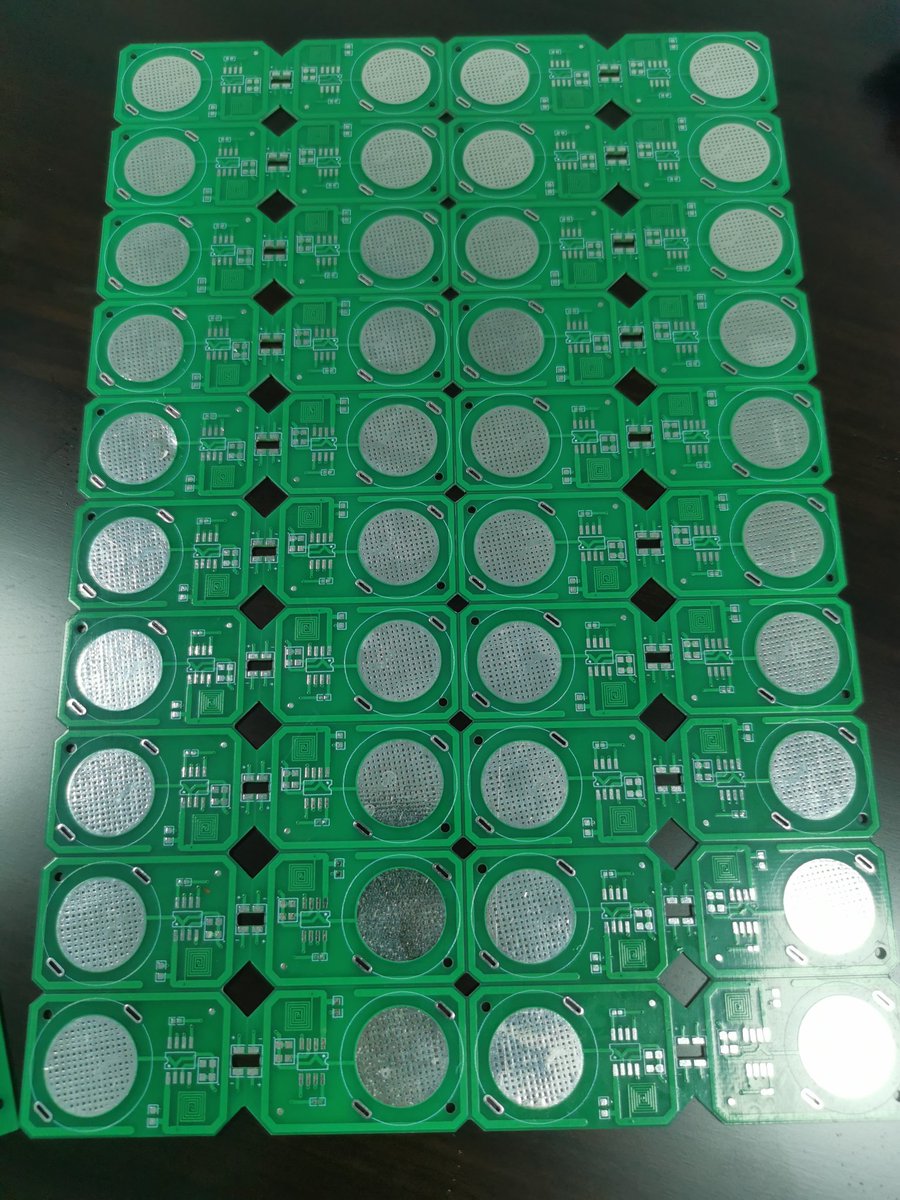 ndxpcb's tweet image. We specialize in manufacturing double-sided PCB boards at competitive prices without compromising on quality. Our rate is as low as 200 RMB per square meter. We welcome on-site visits 24/7 for your convenience. Feel free to contact us on WeChat at pcbamy123 for more details!