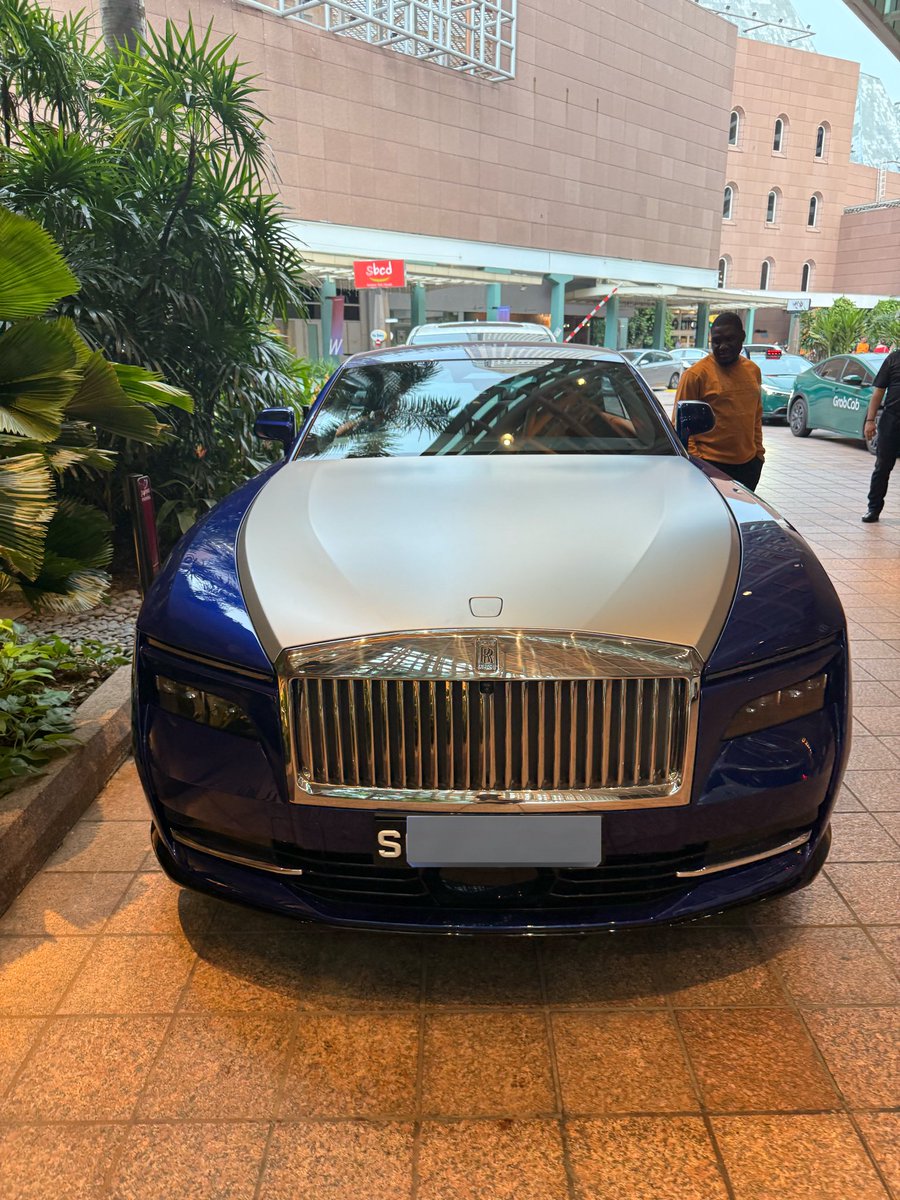 this Rolls-Royce costs over $1 million dollars! 

I will never be poor in my life!!! 

can <a href="/cysic_xyz/">Cysic</a>, <a href="/LumiterraGame/">Lumiterra (mainnet arc)</a>, <a href="/irys_xyz/">Irys (✧ᴗ✧)</a> and <a href="/SentientAGI/">Sentient</a> buy us all this? 

we will win, all of us, I promise you!