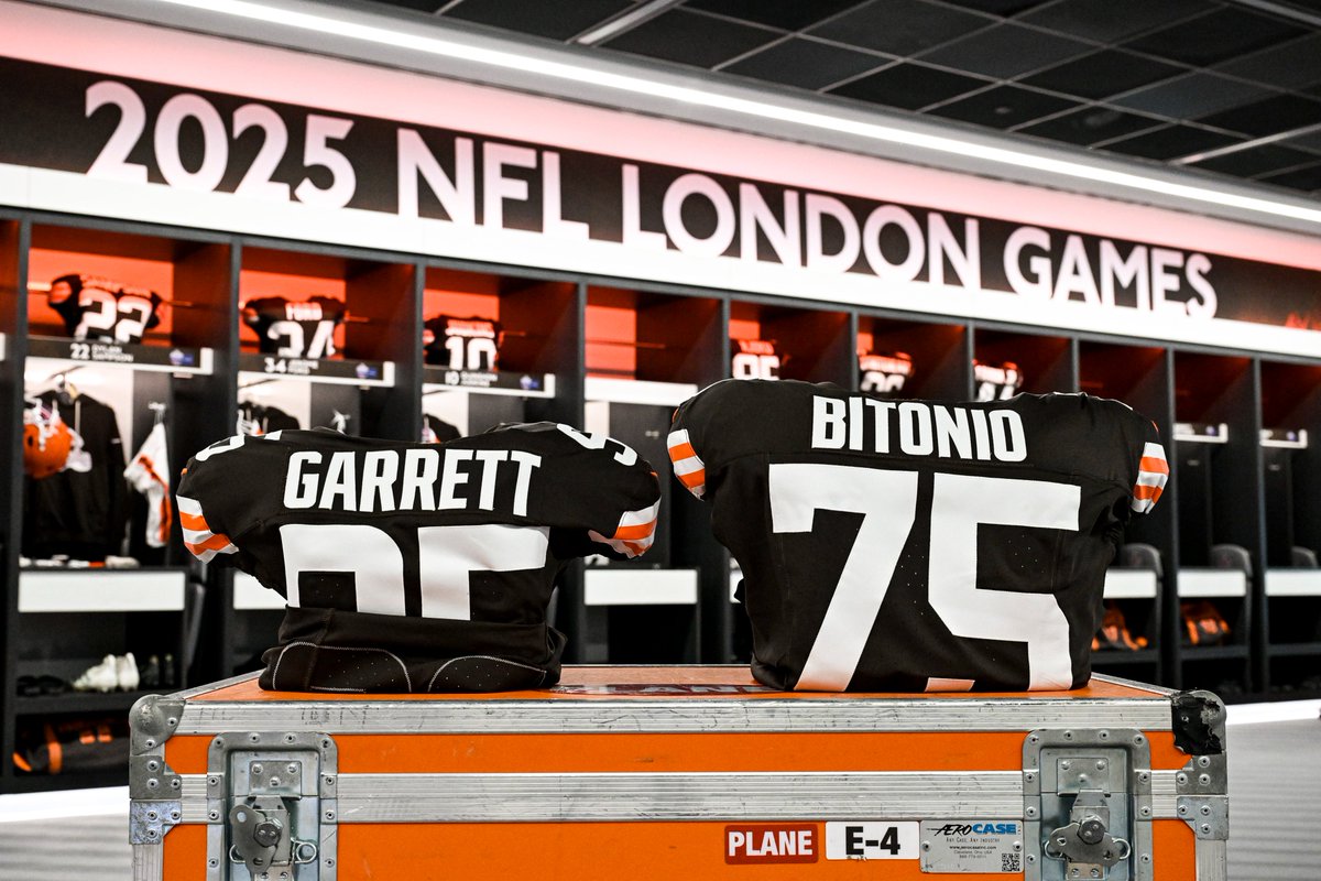 Browns's tweet photo. UK uniforms https://t.co/qMOP2PAJ0M