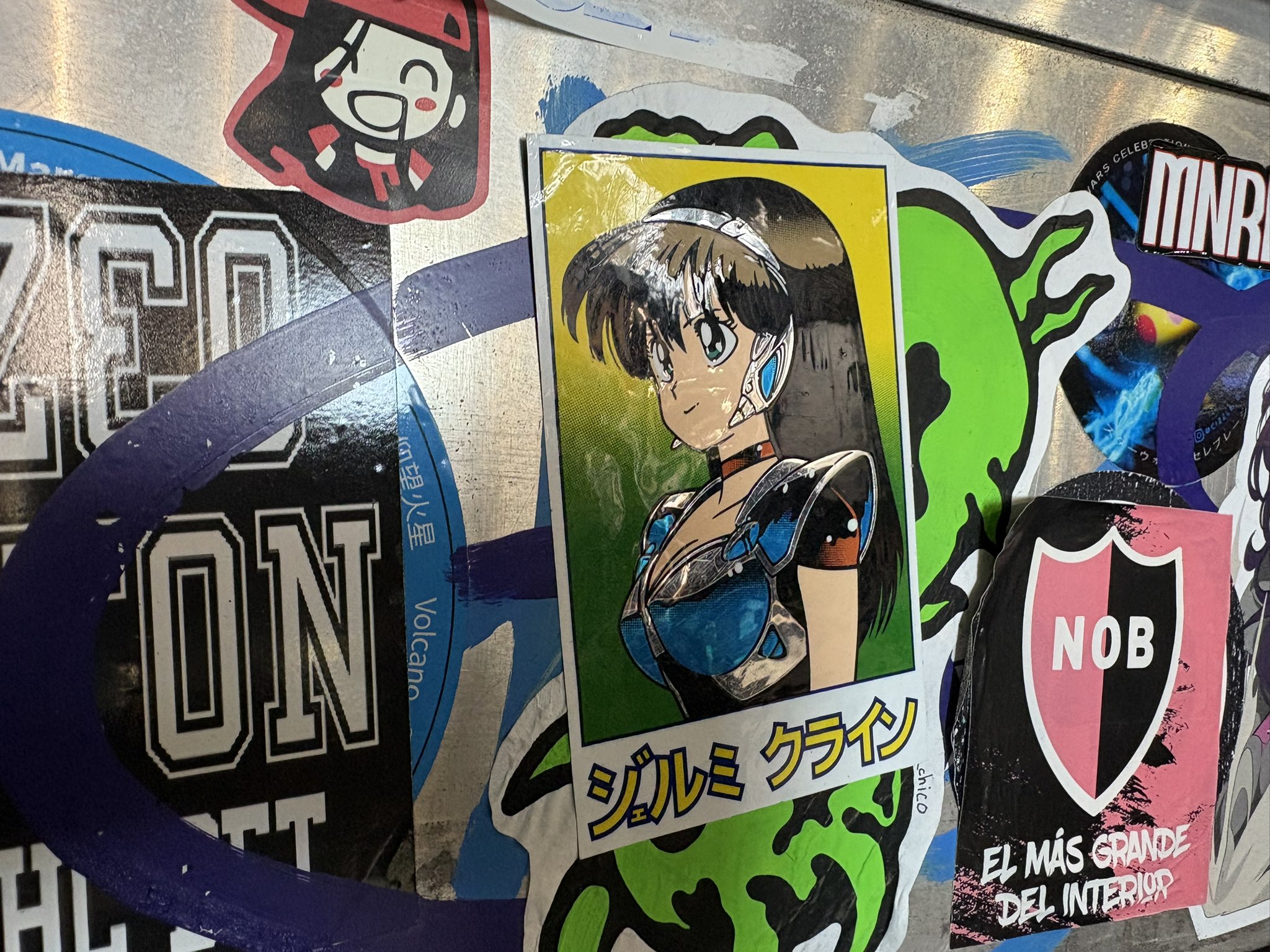 【バラ売り可　シリーズ毎になります】 hwara  さん  人物ステッカー バラ売り】ステッカー7種 | MEMEMION STORE