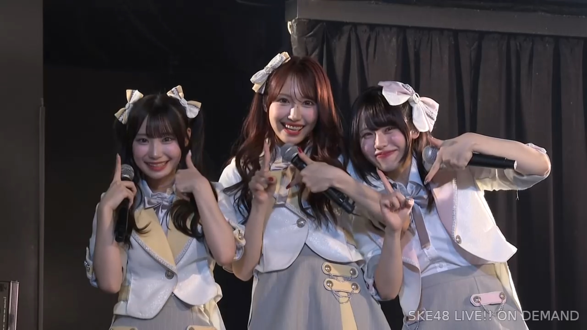 SKE48 サイン入りチェキ 佐藤佳穂 倉島杏実 SKE48 サイン入りチェキ 佐藤佳穂 倉島杏実 SKE48 サイン入り