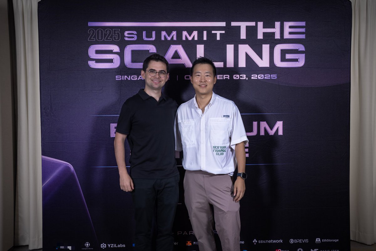 499_DAO's tweet image. 📖 Recap of the authoritative fireside chat "The Next SWIFT Is On-Chain: Stablecoins + RWAs for Global Payments" presented at The Scaling Summit @TOKEN2049 Singapore
🗣 Featuring:
Ryan Kim @0xryankim, Co-Founder & Partner, @hashed_official
Alex Odagiu @odagius, Investment…