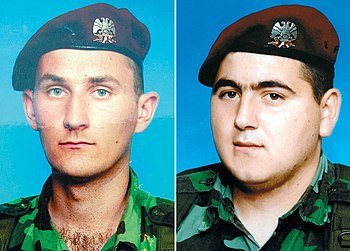 Pre 21 godinu, u kasarni "Topčider" ispred podzemnog objekta ubijeni su gardisti Vojske Srbije i Crne Gore, Dragan Jakovljević i Dražen Milovanović.
Nikad se nisu otkrili ni izvršilac ni razlog njihovog ubistva.