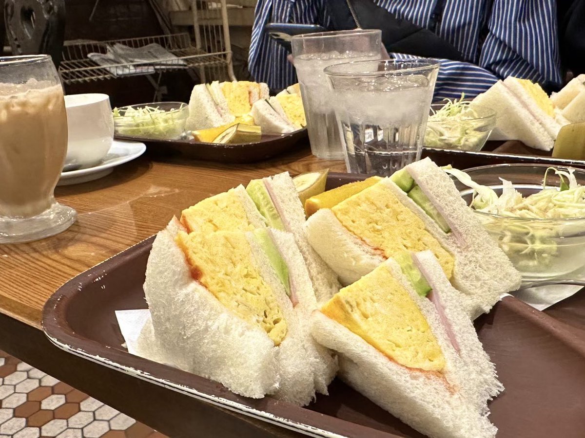 dreams__198's tweet photo. 大阪、布施商店街「まちごとホテル」
あったかい雰囲気がとても心地よかった😌

#布施商店街 #旅行 #大阪 #日常垢 #日常垢さんと繋がりたい https://t.co/EC5rrmBaG4